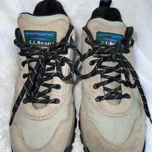 L.L. Bean Men’s Sz 8.5 Hiking Shoes, Tan, suede, waterproof.